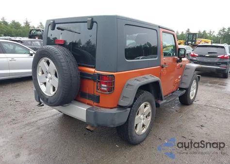 2010 Jeep Wrangler Sahara из США, поврежденный, VIN 1J4AA5D1XAL220919